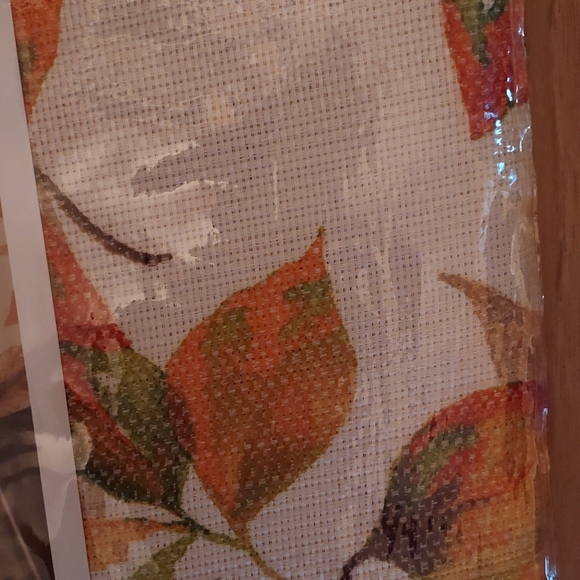 Croft And Barrow Fall Collection Autumn Leaves Tablecloth New Oblong 60x102 - Picture 3 of 6